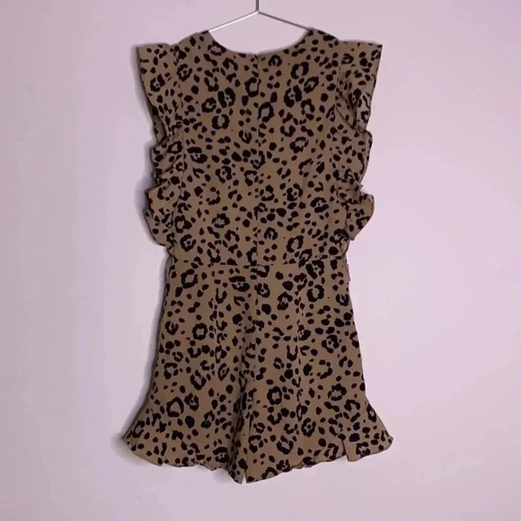 Lovers + Friends Jill Romper in Tan Leopard Size XS - Picture 8 of 8